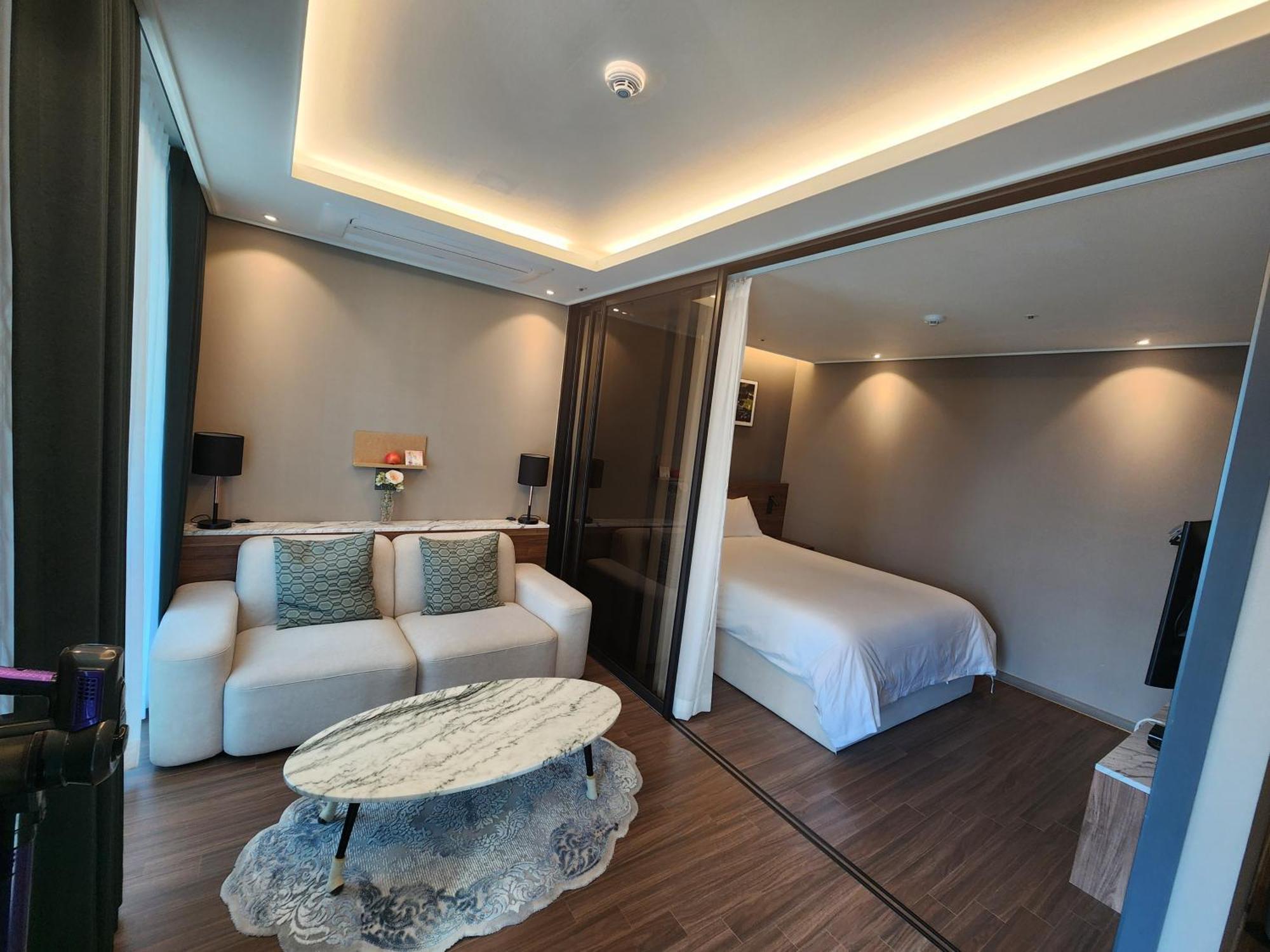 בוסאן Sienna Ambassador Residence מראה חיצוני תמונה